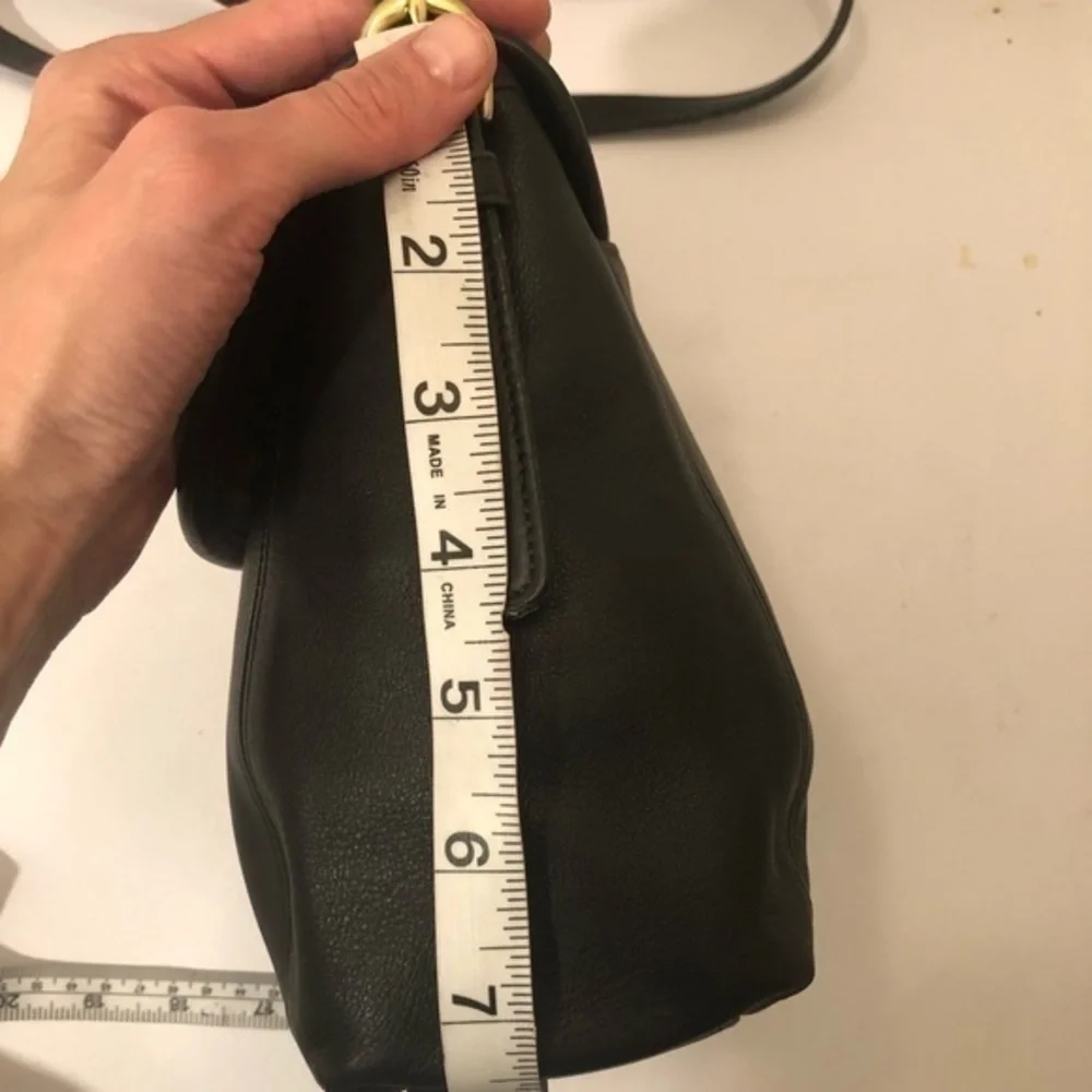 Coach vintage black leather 4108 soho flap bag